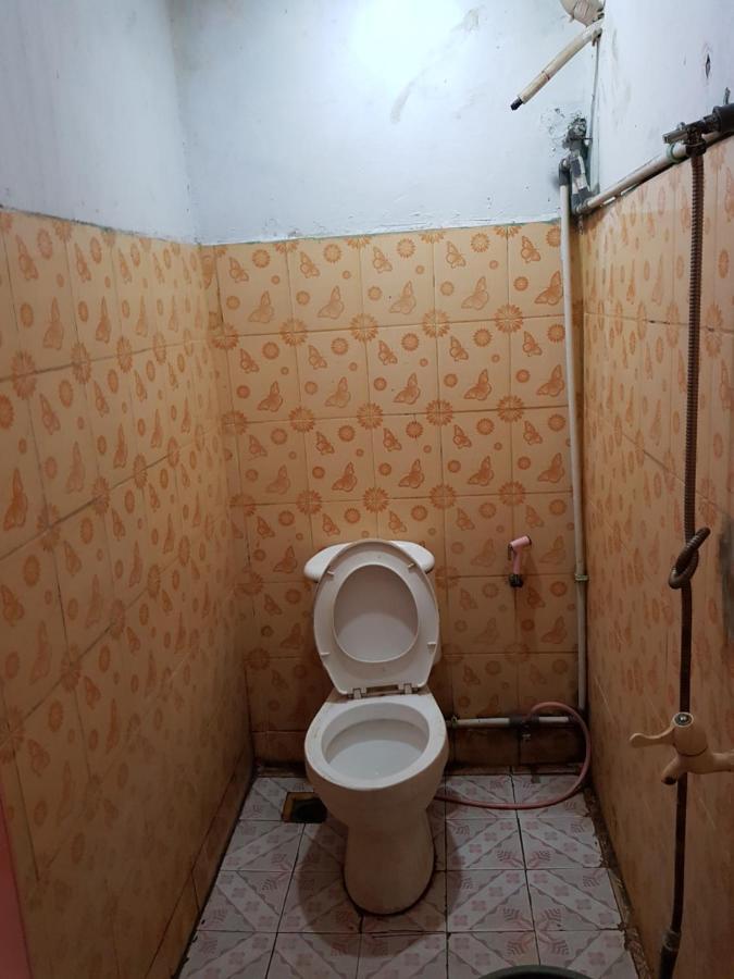 Hotel Alifah 1 Syariah Rawabokor Dua Exterior foto