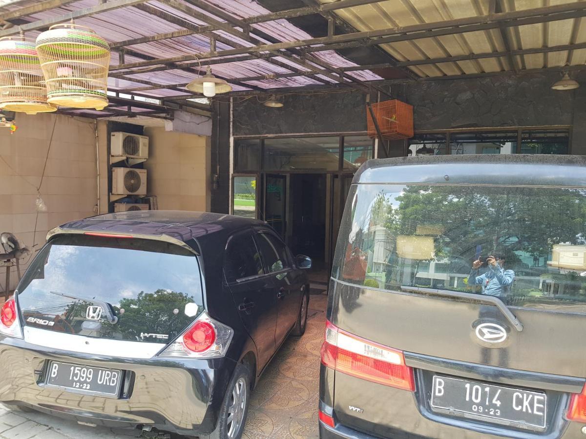 Hotel Alifah 1 Syariah Rawabokor Dua Exterior foto