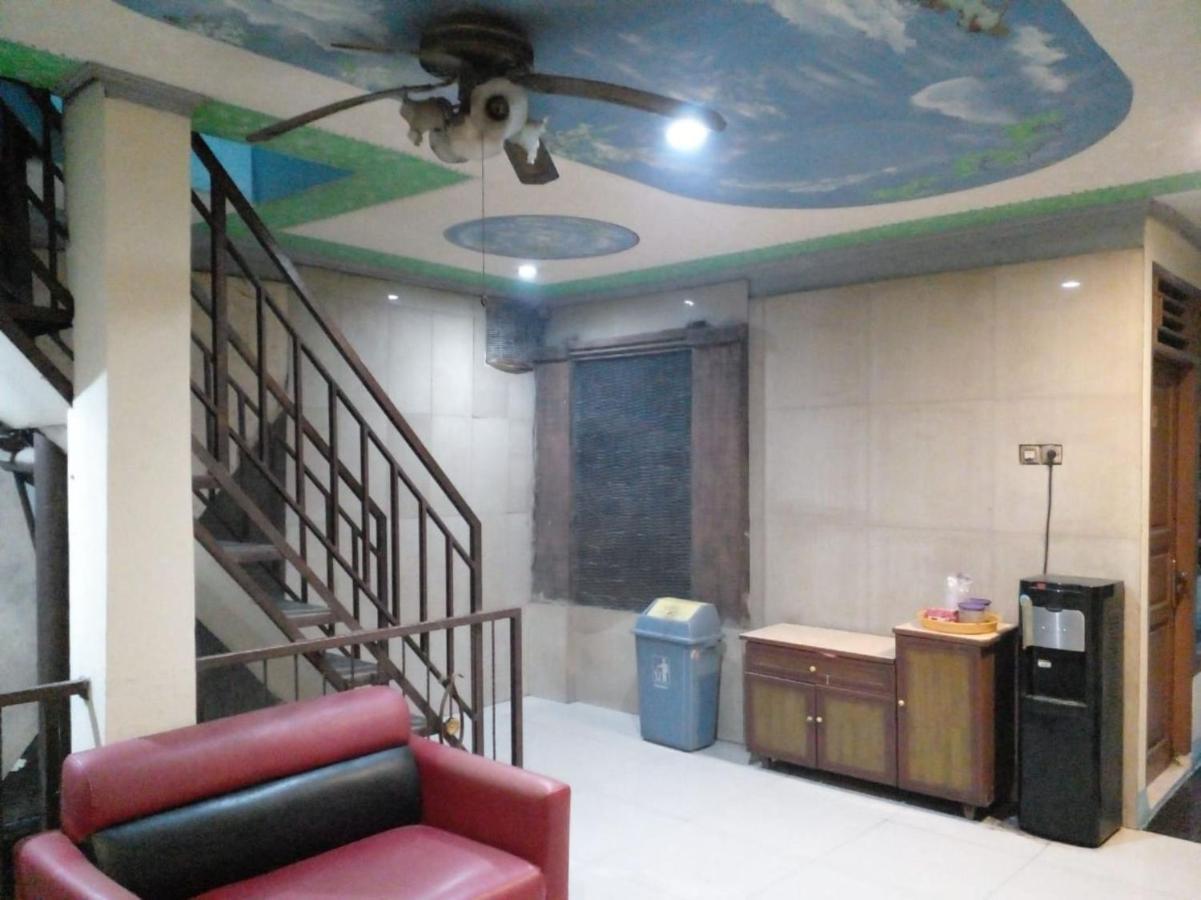 Hotel Alifah 1 Syariah Rawabokor Dua Exterior foto